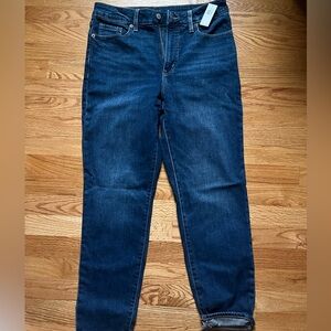 Old Navy OG straight high rise. Secret slim pockets